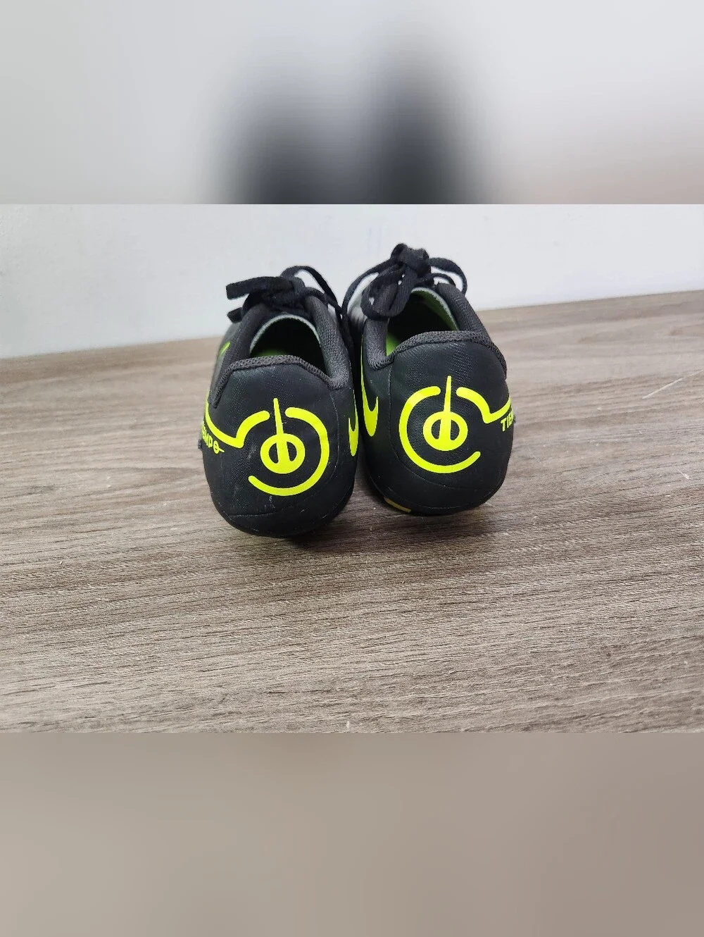 Nike Tiempo Legend 9 Youth Soccer Cleats